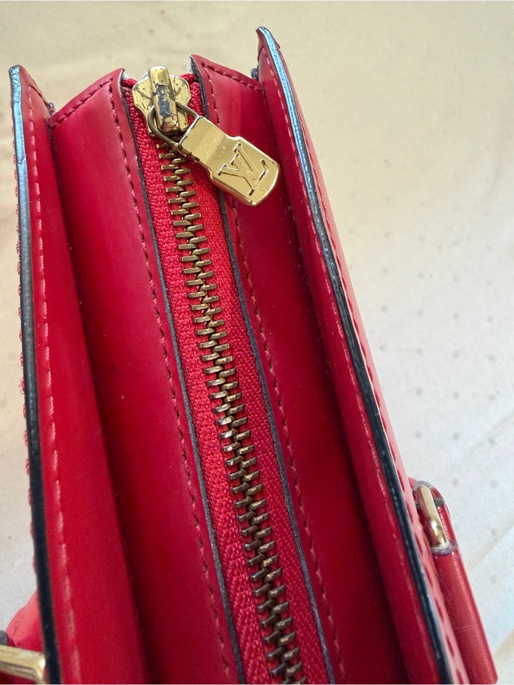 Louis Vuitton Epi Leather Riviera red Handbag - Picture 6 of 11
